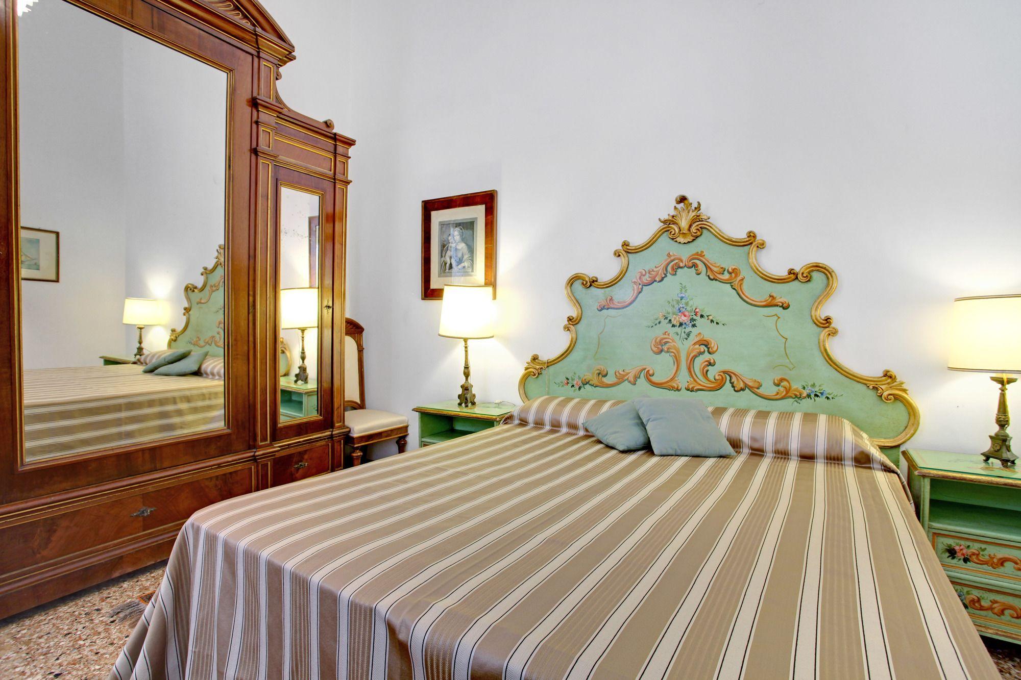 Testa - Wr Apartments Венеция Экстерьер фото